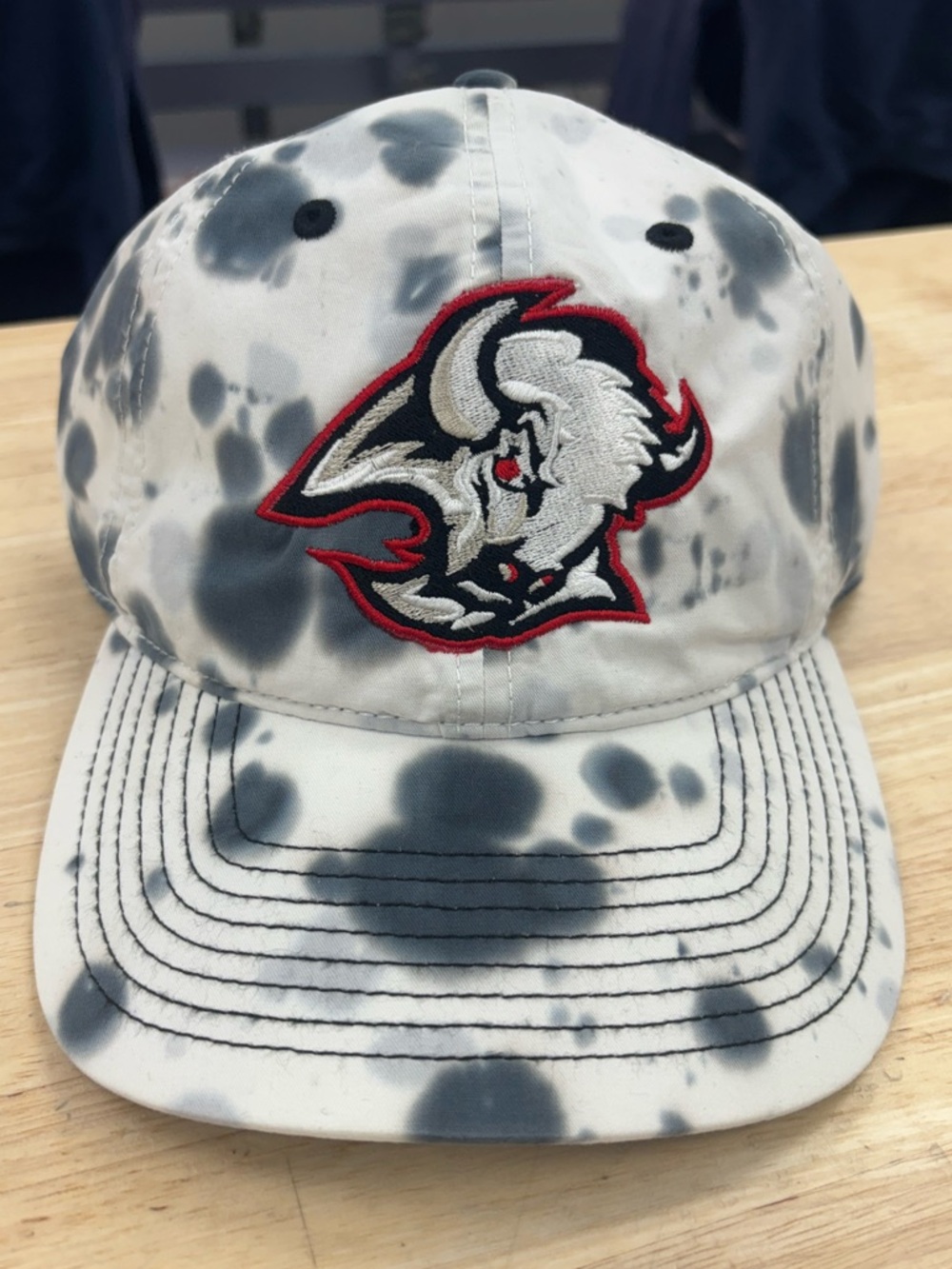 Embroidered Buffalo Sabres Tie-Dye Game Hat w/tags Goathead logo Adjustable Rare